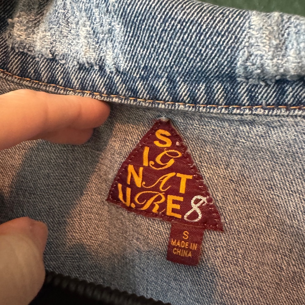 Signature8 Distressed Denim "I Am The Band" Boyfriend Jacket Size Small - Picture 4 of 4